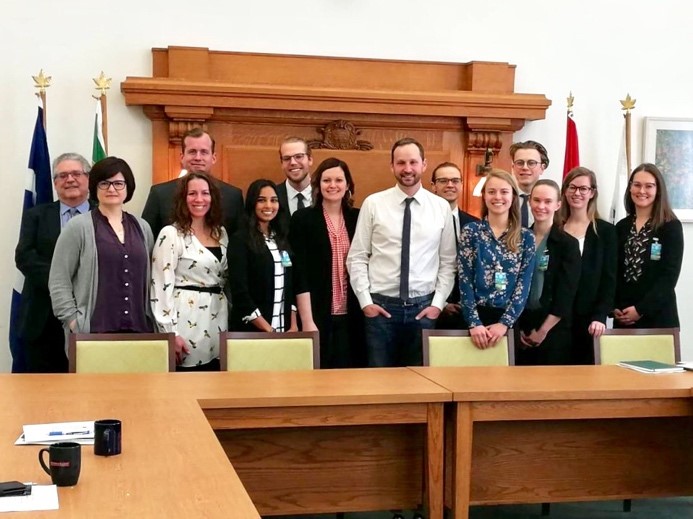 First and second year medical students from the Government Affairs and Advocacy Committee (GAAC) met with government officials to discuss the benefits of universal coverage of Mifegymiso in Saskatchewan. 