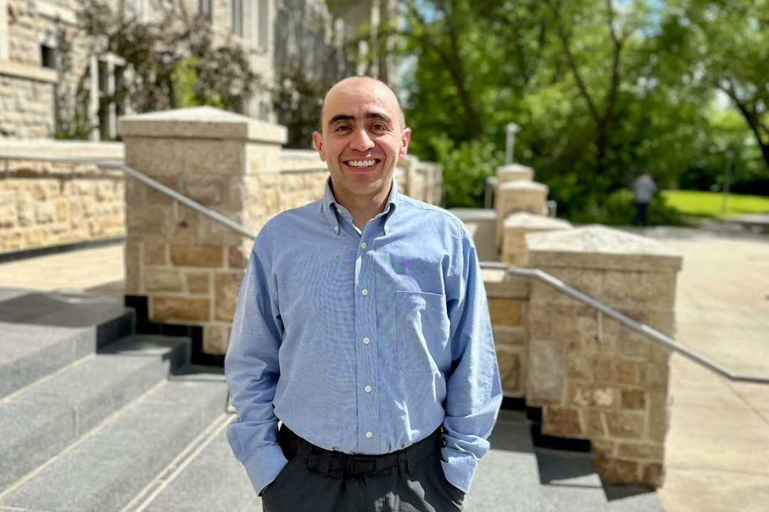 Dr. Juan-Nicolás Peña-Sánchez (MD, PhD) is a researcher and associate professor in the College of Medicine's Department of Community Health and Epidemiology, (Photo: Jen Quesnel)