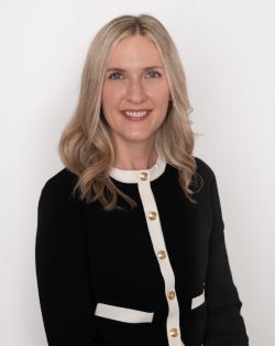 Picture of Dr. Stephanie Ballendine