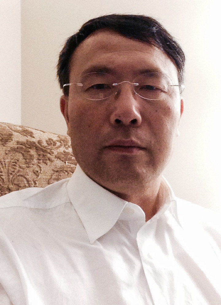 Picture of Dr. Yigang Luo